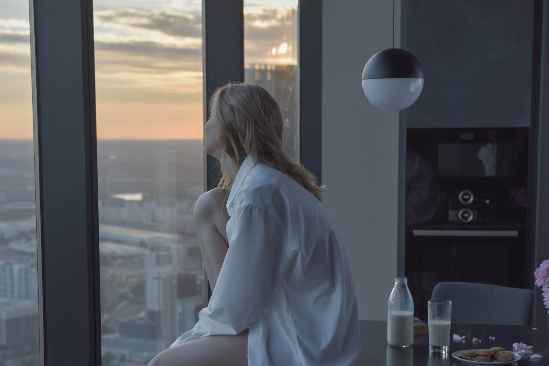 19 Tangible Benefits of Minimalism in 2026 - Minimalist Products - Benefits Of Minimalism For Cognitive Function